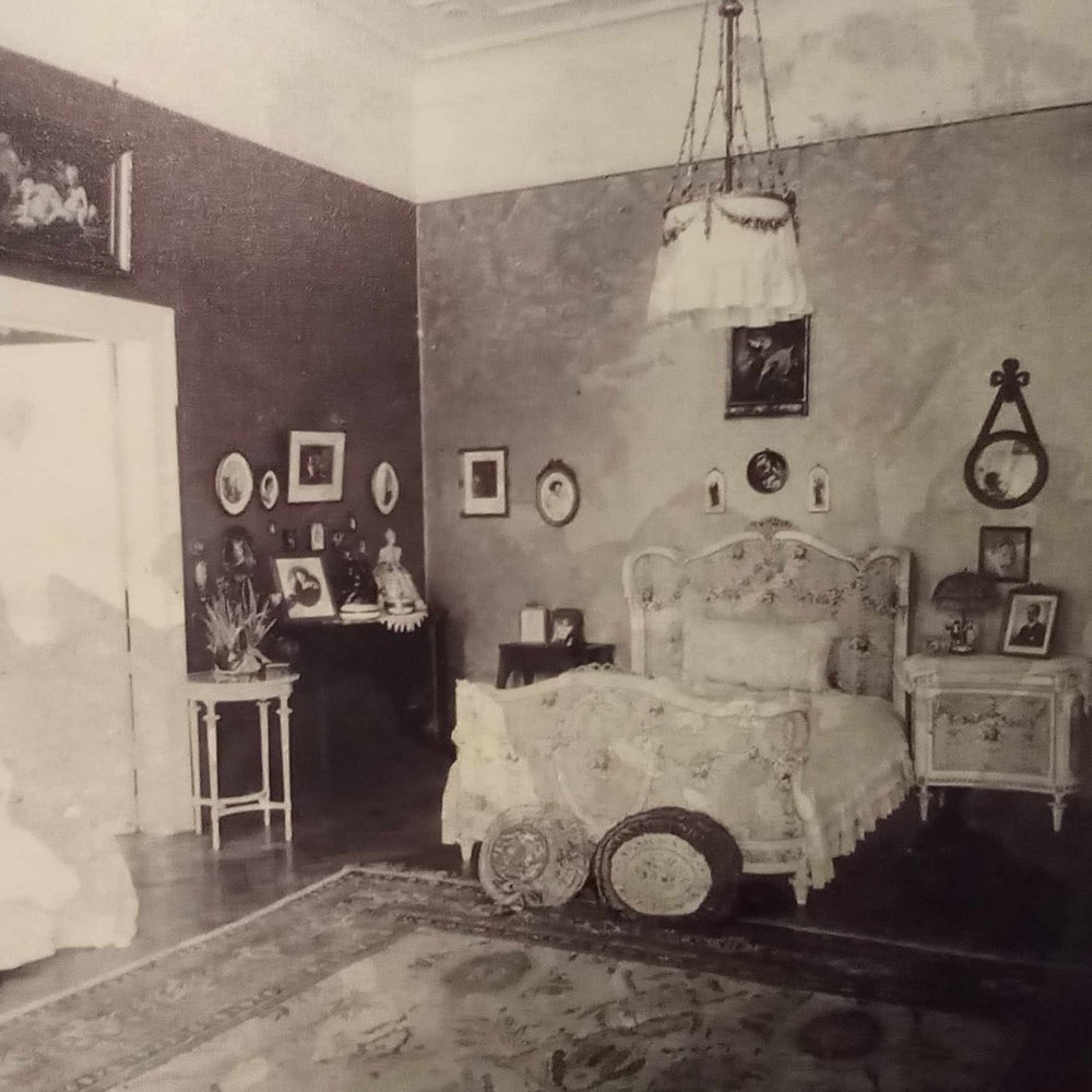 [Translate to English:] 8