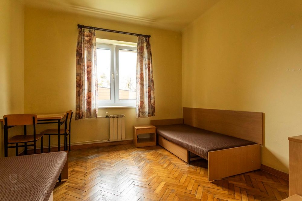 pokój w domu studenta nr 3