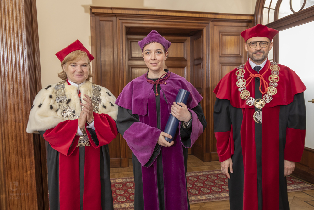 Zdjęcie z wręczenia habilitacji 